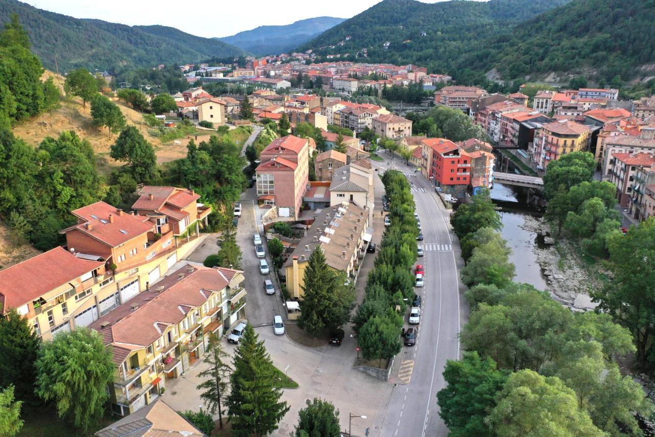 La Trobada Hotel Sport Ripoll Esterno foto